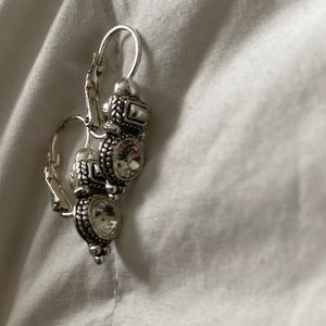 Cubic zirconia earrings with silver